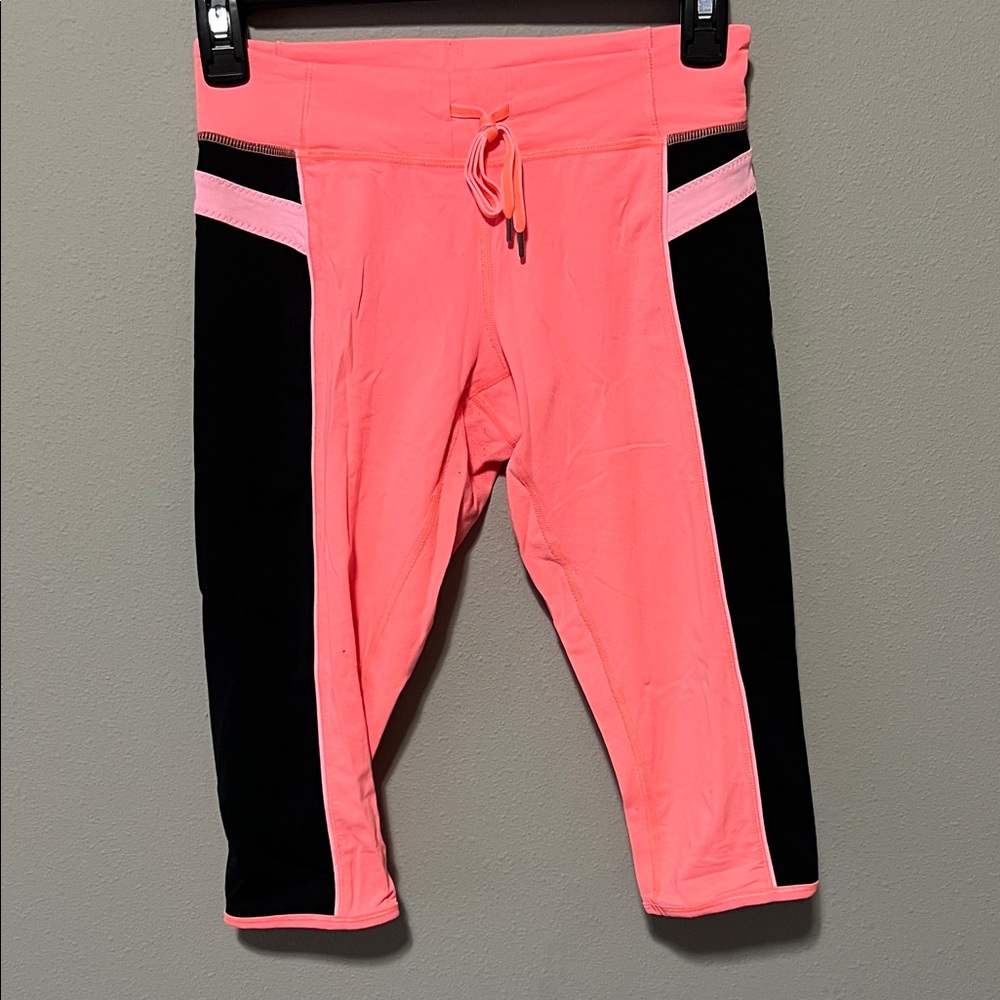 lululemon athletica Pink and Black Cropped Leggings